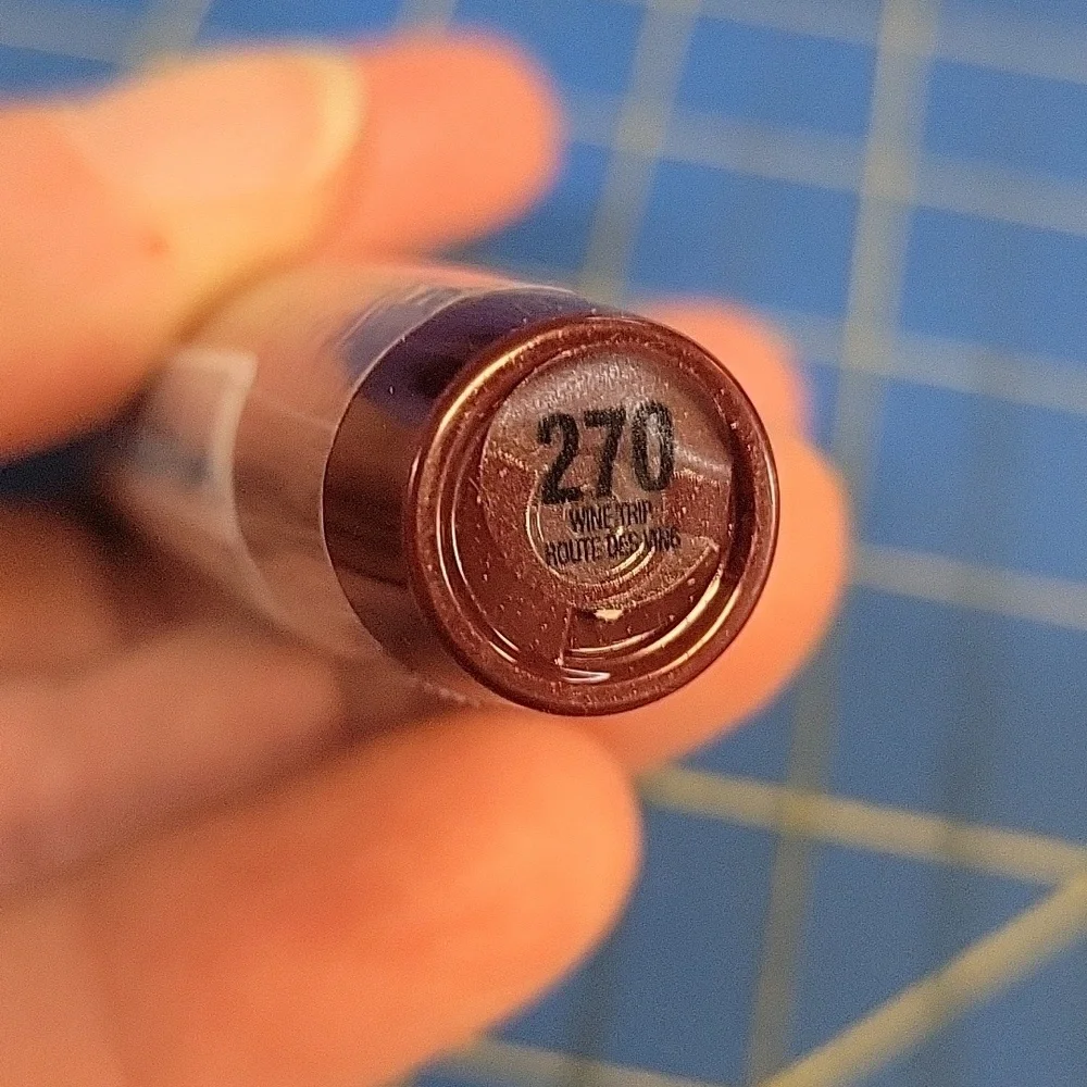 Revlon Kiss Cushion Lip Tint 270 Wine Trip 4.4ml New Sealed Tube